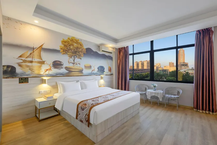 Super 8 Hotel (Fuqing Longtian Jianingna Branch) (formerly Jianingna Holiday Hotel) - Image 1