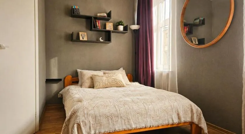Muzeja apartamenti & Free Parking & Self Check-in - Image 1