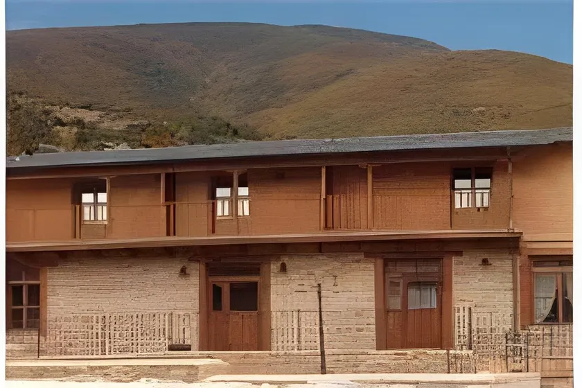 Las Fontaninas - Image 1