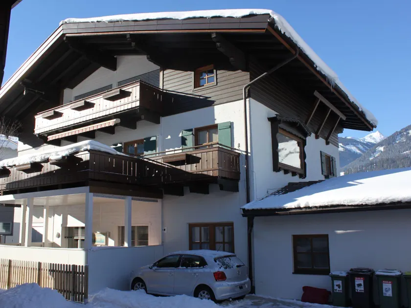 Modern Apartment near Ski Area in Niedernsill - Image 1