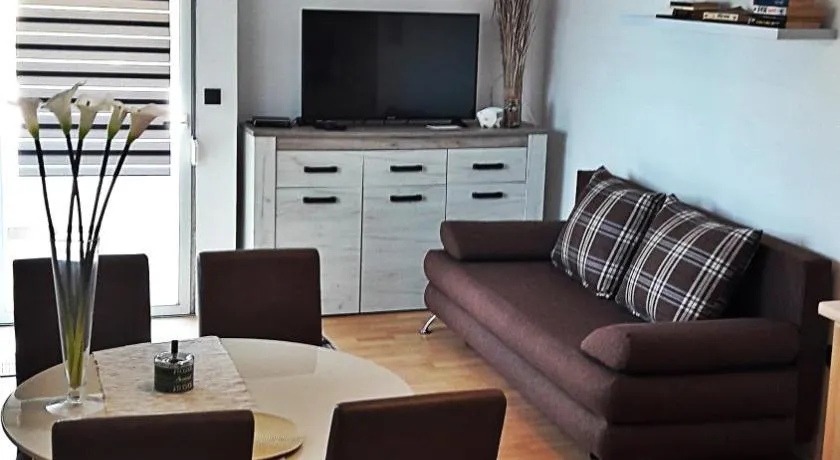 Apartmani Tatić Štinjan - Image 1