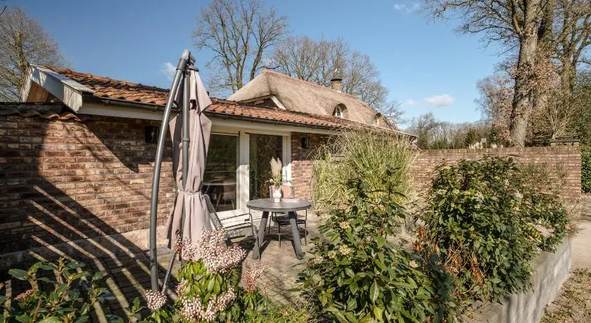 Rustig Tiny House in het groen nabij Enschede & UT - Image 1
