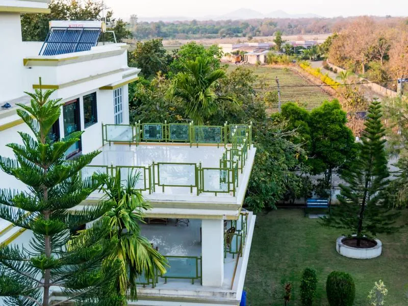 Amidhara Resort - Image 1