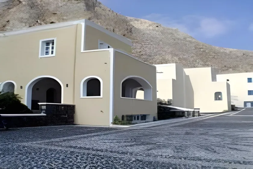 Argo Hotel - Image 1
