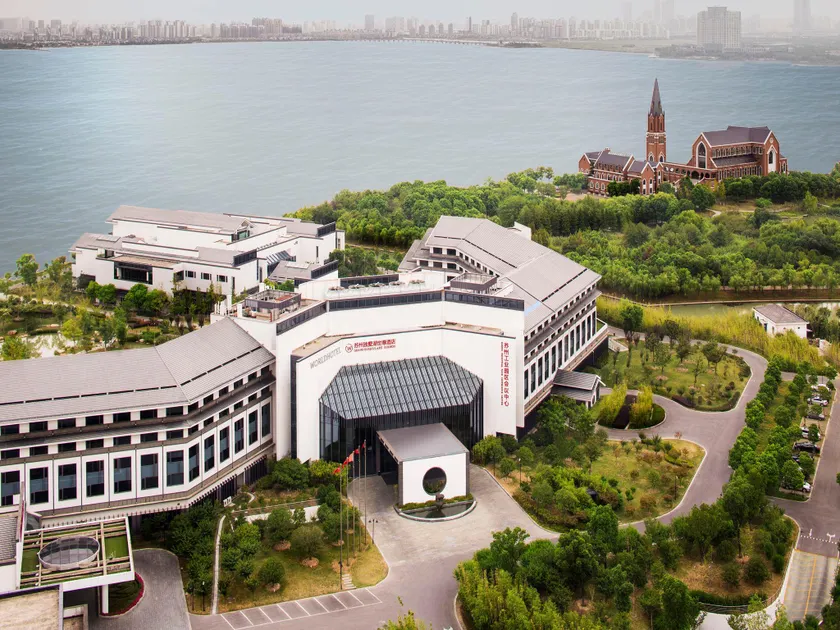 Worldhotel Grand Dushulake Suzhou - Image 1