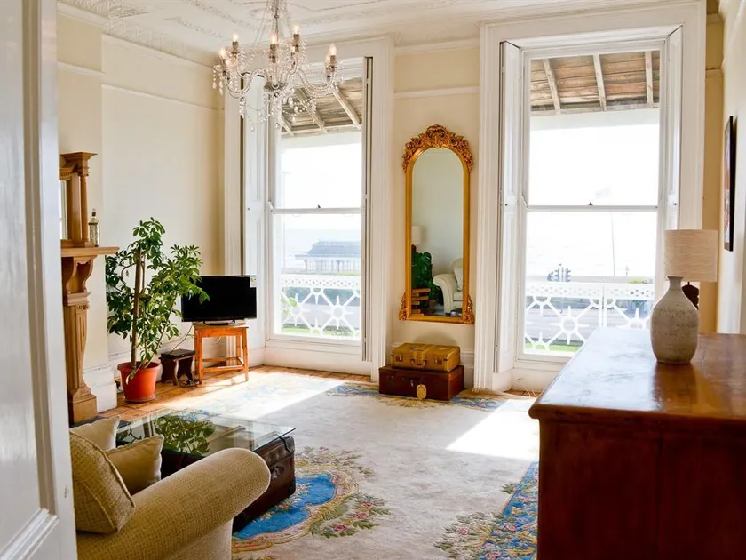 Beach View Apartment - Image 1
