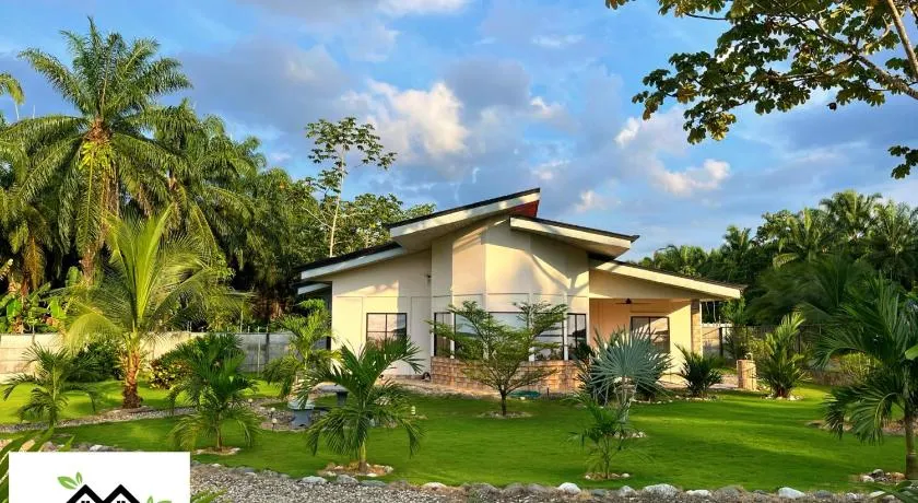 Casa July - Image 1