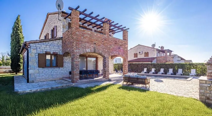 Villa Ana Paradiz for 8 people in Central Istria with private pool & pet friendly - Image 1