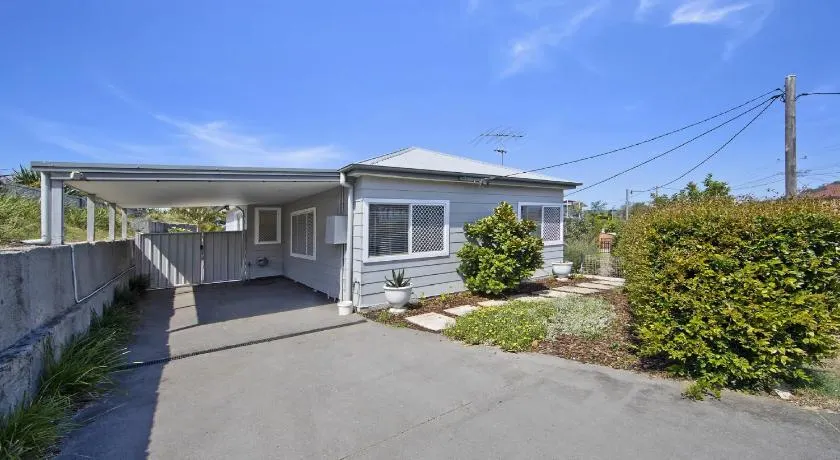Blue Coast Bliss - Pet Friendly - Image 1