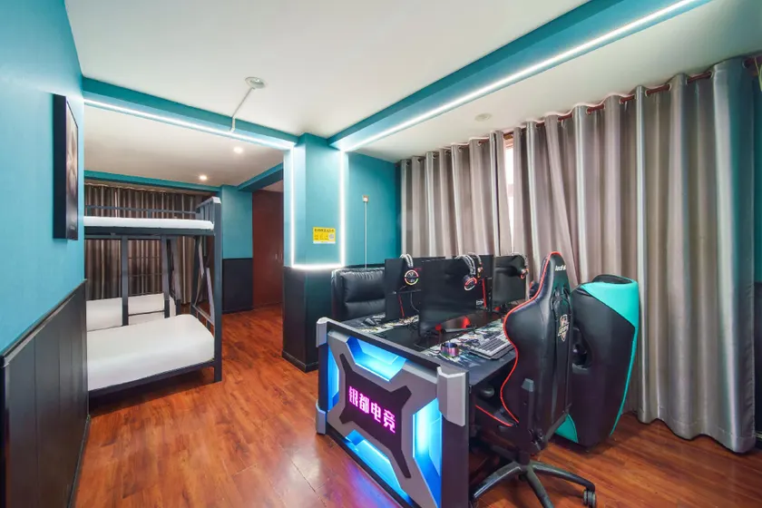 Yindu Esports Hotel (Aerospace City Metro Station Branch) - Image 1