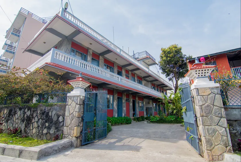 Hotel Mountain View - Lakeside Pokhara - Image 1