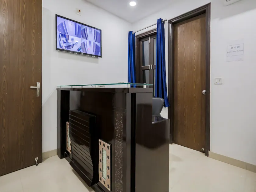 Prime Inn Rohini by OYO Rooms - Image 1