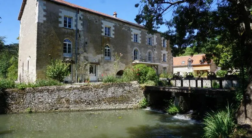 Le Moulin de Moquesouris - Chambres d'hôtes et table d'hôte - Image 1