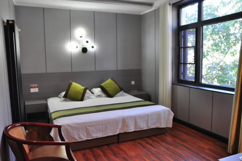 Pangjia Hotel - Image 1