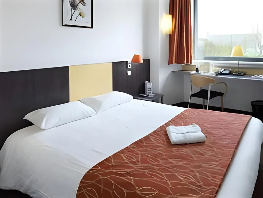 Inter Hotel Torcy - Image 1