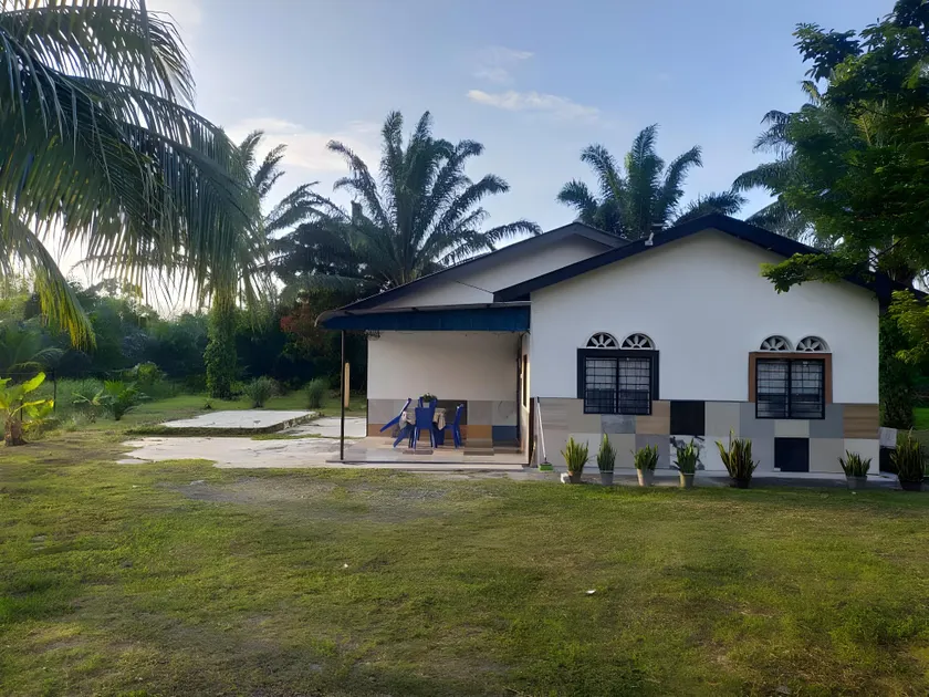 Rumah Singgah Kita Gunung Ledang - Image 1