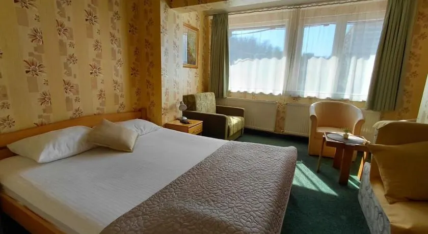 Hotel Slodes - Image 1