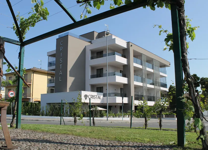 Hotel Cristal - Image 1