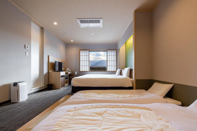 Fujikawaguchiko Resort Hotel - Image 1