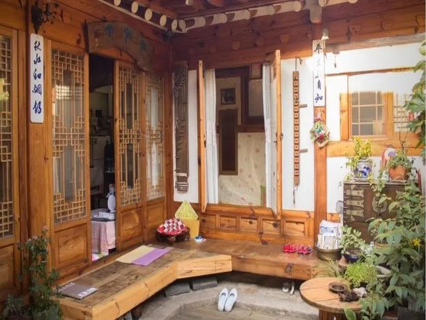 Sitong Hanok Guesthouse Jongno - Image 1