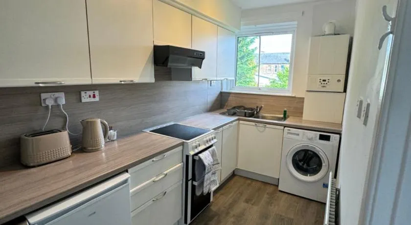 Seaside Apartment - Image 1