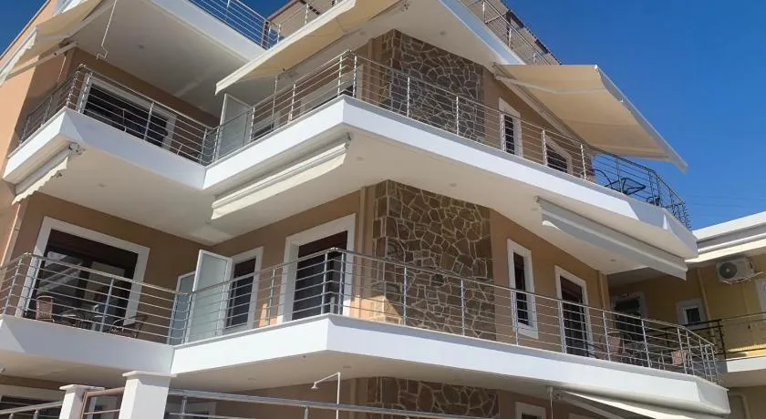 Alkioni's Nest Apartments - Image 1