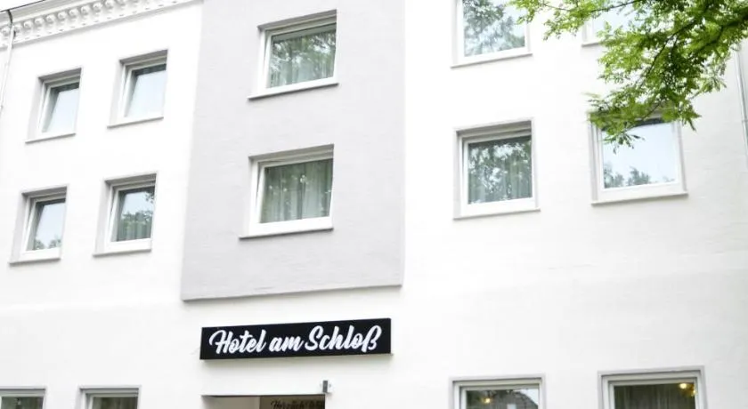 Hotel am Schloss - Image 1