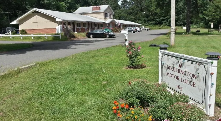 Southington Motor Lodge - Image 1