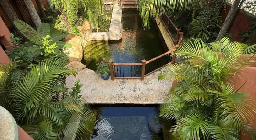 Casa Cascada - Image 1
