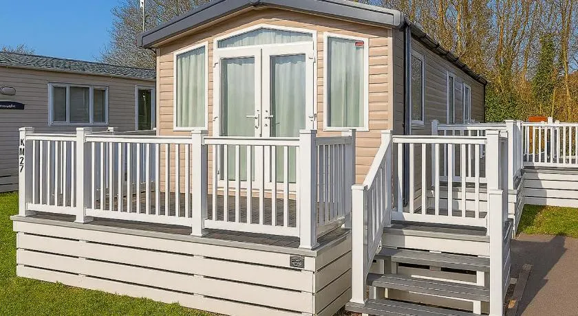 Holiday Home on Hayling island - Image 1