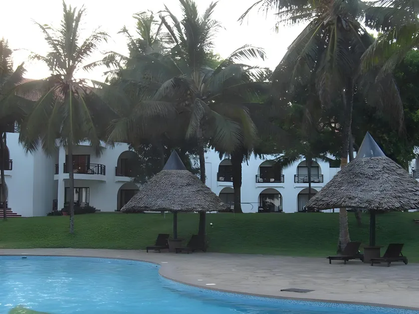 Nyali Sun Africa Beach Hotel & Spa - Image 1