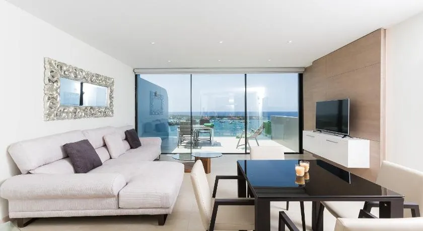 Arguineguín Bay Apartments - Image 1