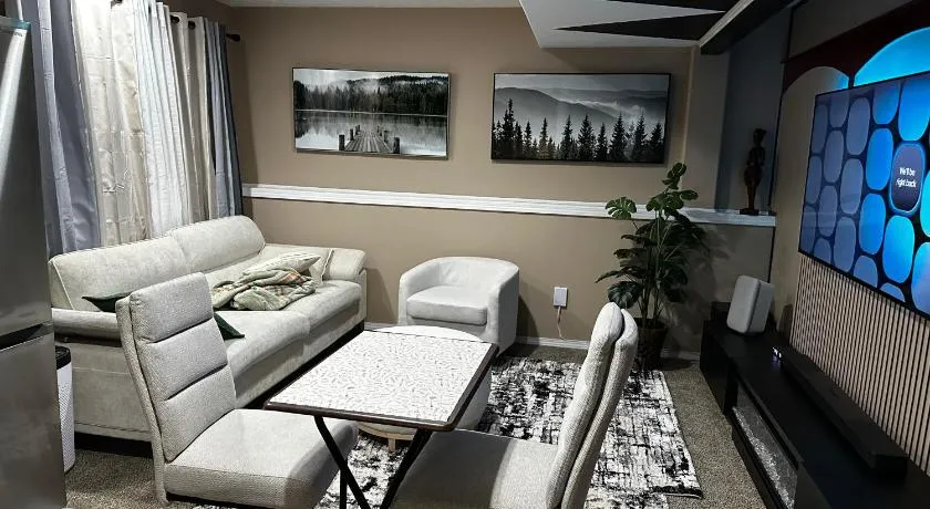 apartment unit - Image 1