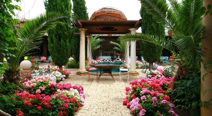 Hotel Boutique Palacio de la Serna - Image 1