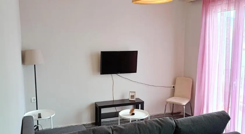 Serenity Apartment - Image 1
