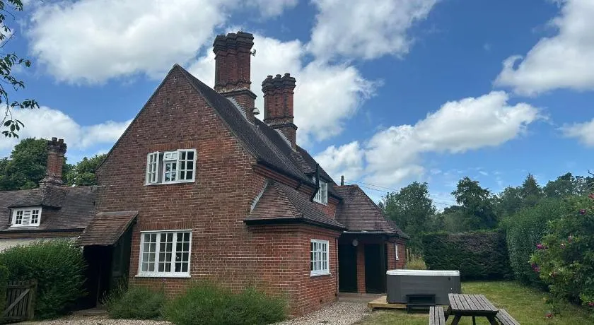Stables Cottage by Group Retreats - Image 1