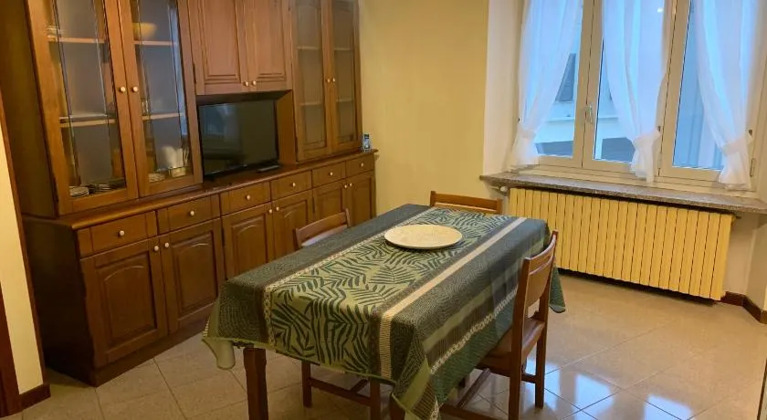 All’angolo - Image 1