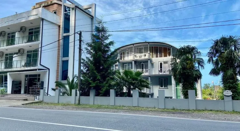 Hotel Del Mar - Image 1