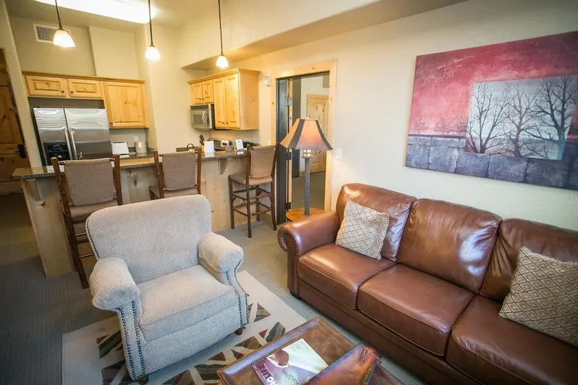 Amazing Mountain Views and Full Kitchen Save 20% on 7 Nights! - Image 1