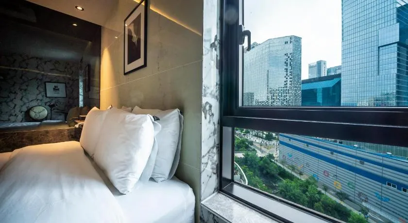 MG Hotel - Image 1
