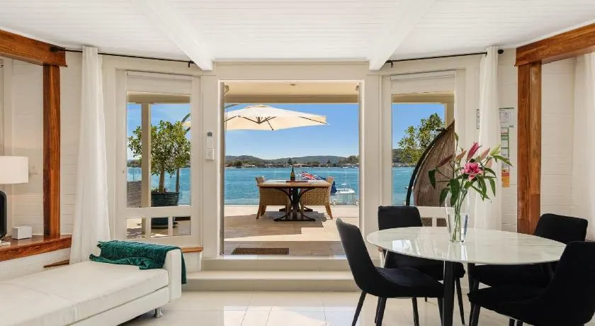 'Waterfront Studio' by HolidayCo - Image 1