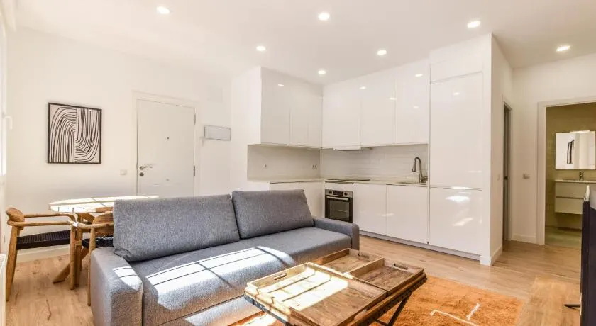 apartamento reformado en vallecas ALQUILER TEMPORAL - Image 1
