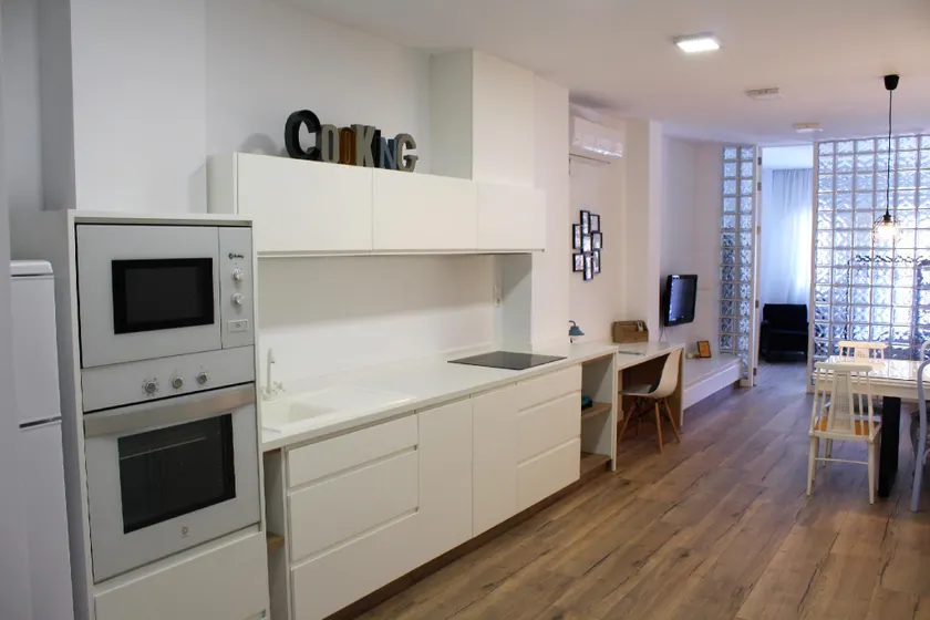 Playa Cabañyal - Diseño Mediterraneo - Image 1