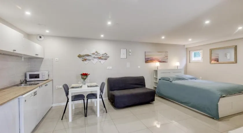 Studio cosy 35m2 Paris et Disneyland RER A - Image 1