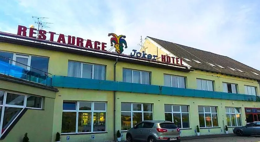Hotel Joker - Image 1