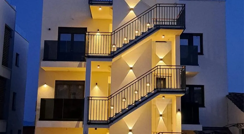M&M Luxury Apartments - Image 1