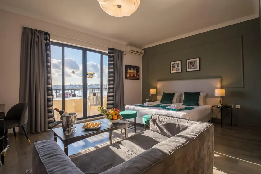 Sliema Marina Hotel - Image 1