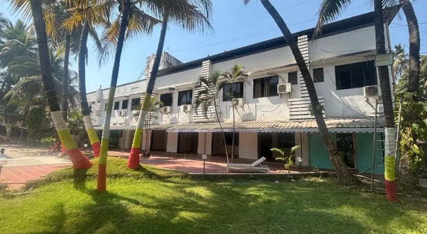Aqua Resort - Image 1