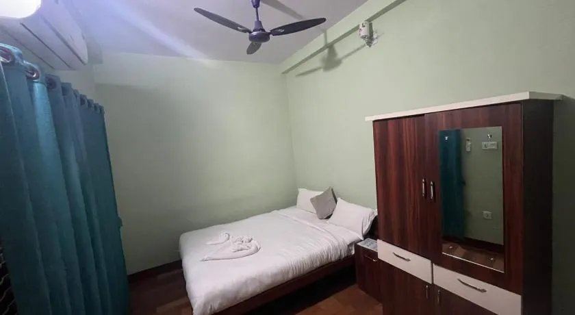 hotel tuki - Image 1