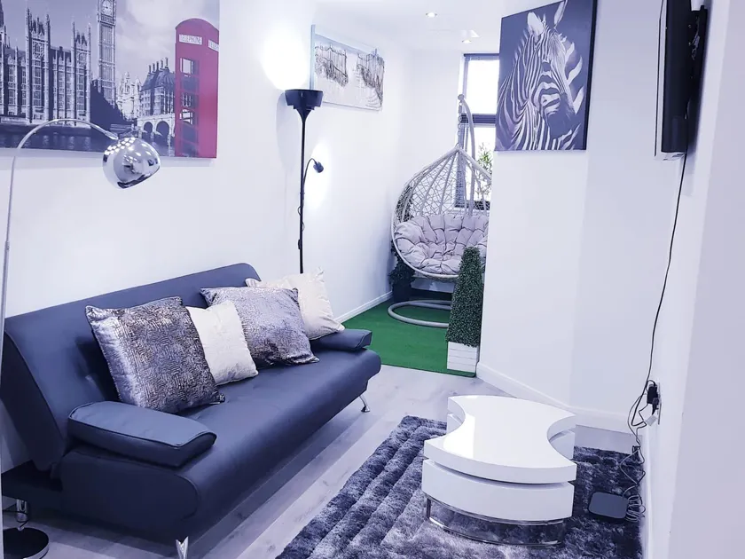 Z Home Apartments - Image 1